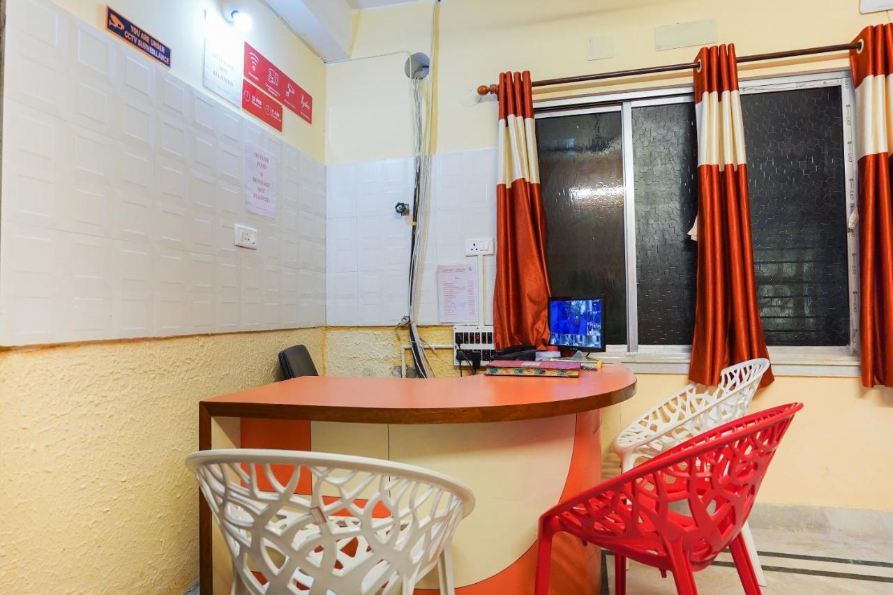 Oyo 44577 Barman Guest House South Suburban Exterior foto